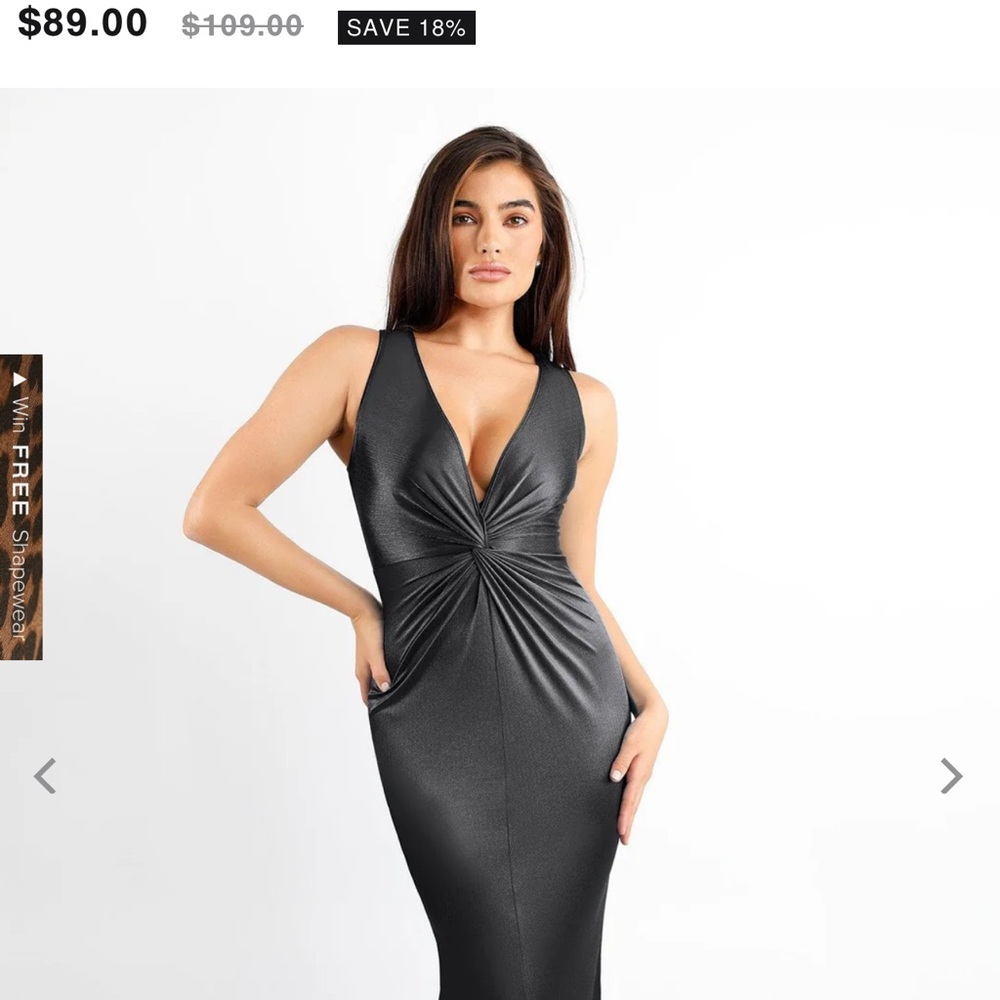 Black Twist Front Bodycon Dress by Popilush